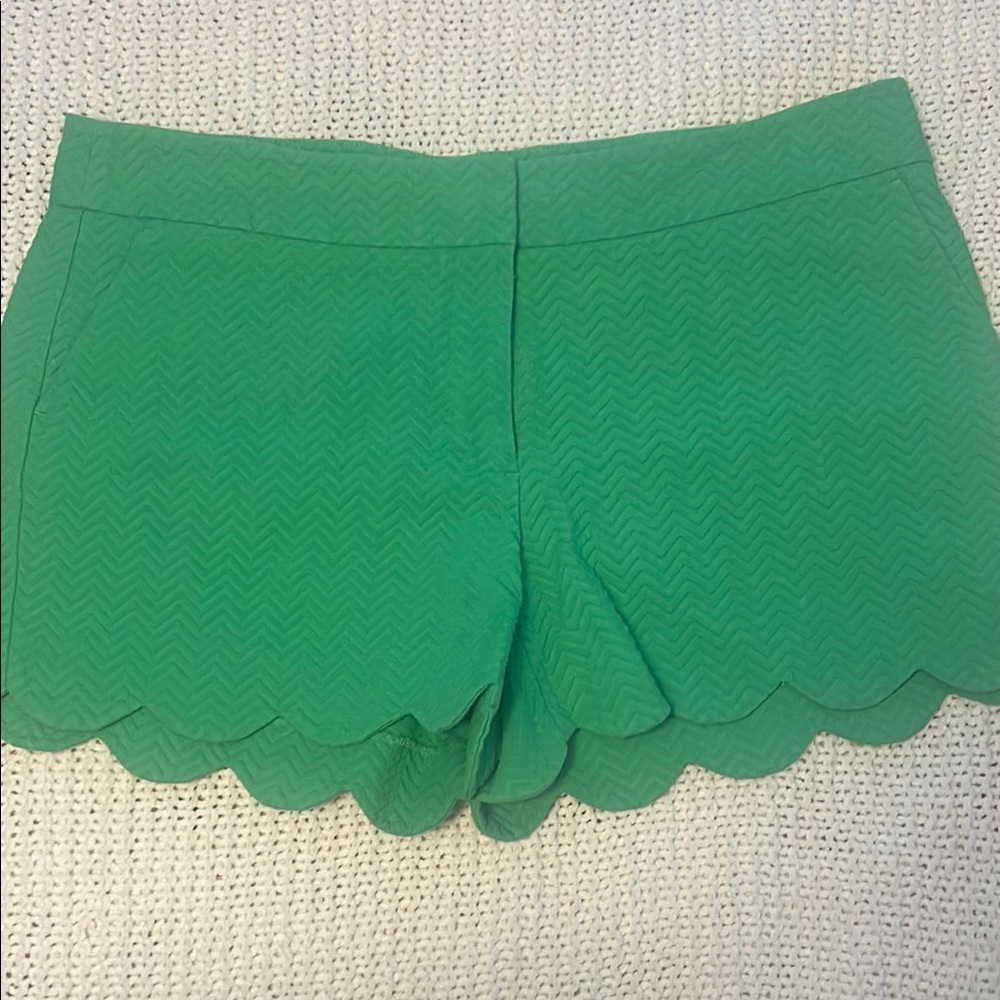 Crown and Ivy Green Shorts Womens Size 12